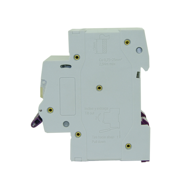 قاطع دائرة صغير ذو قدرة كسر عالية